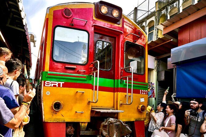 Bangkok: Floating Market and Train Market Experience - Practical Tips for Travelers