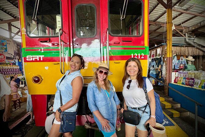Bangkok: Floating Market and Train Market Experience - FAQ