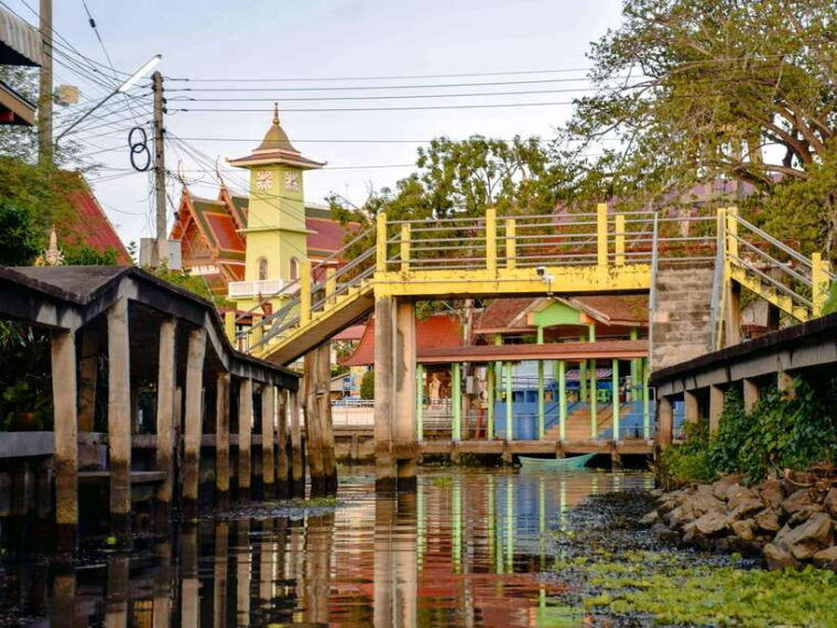 bangkok-floating-market-dragon-temple-na-satta-museum