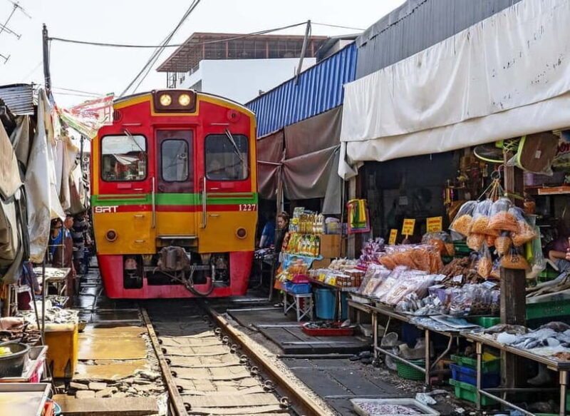Bangkok: Floating Market & Railway Market with Hotel Pick Up - Practical Tips for Travelers