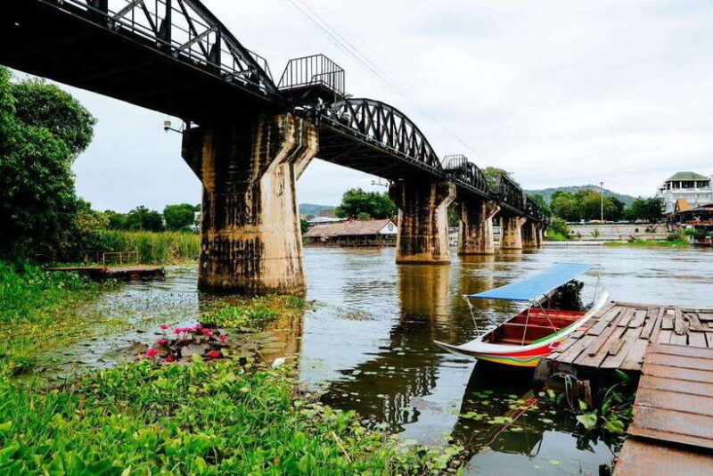 bangkok-floating-market-river-kwai-railway-tour-w-lunch
