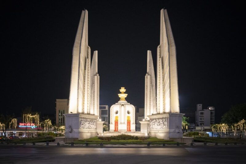bangkok-flower-market-and-food-night-tour-by-tuk-tuk