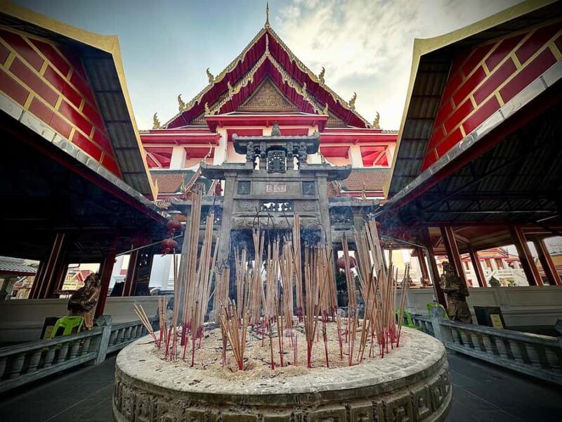 Bangkok: Flower Market, Heritage Short Tour with Thai Buffet - Practical Details and Tips