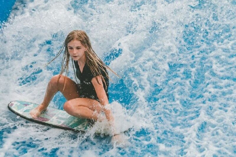 bangkok-fun-flow-riding-at-flow-house-bangkok