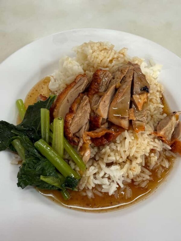 Bangkok: Giant Swing Street Food Tour with 15+ Local Dishes - Key Points