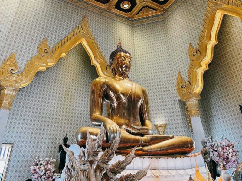 Bangkok: Golden Buddha & Chinatown Food Tour - Private - A Closer Look at the Tour Experience