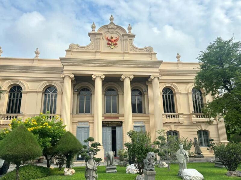 Bangkok: Grand Palace and Wat Phra Kaew Guided Walking Tour - Final Thoughts: Is This Tour Right for You?