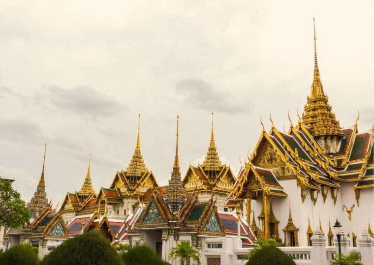 bangkok-grand-palace-emerald-buddha-entry-with-audioguide