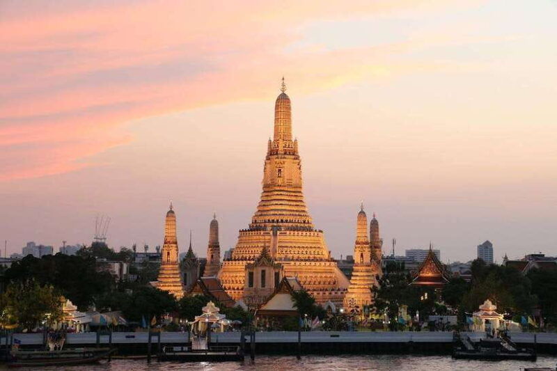 bangkok-grand-palace-wat-pho-wat-arun-and-wat-sa-ket-tour