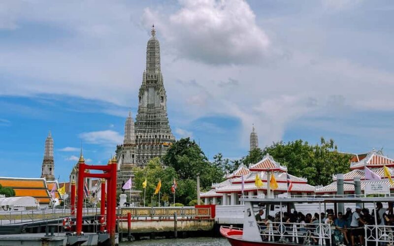 Bangkok: Grand Palace, Wat Pho, & Wat Arun Walking Tour - Key Points