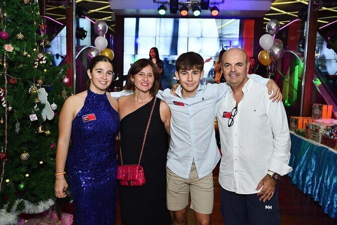 Bangkok Grand Pearl Dinner Cruise with Iconic River Views - Who Would Love This Tour?