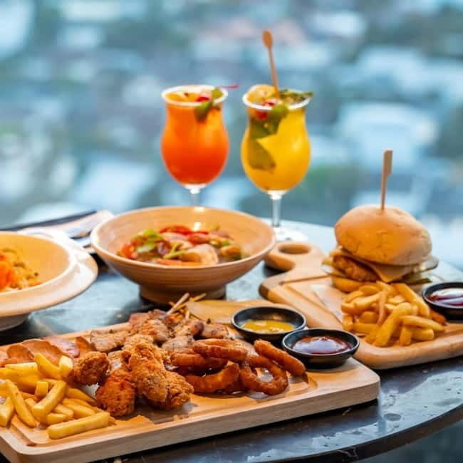 Bangkok: Gravity 87 Rooftop Lounge At Ramada Bangkok - Key Points