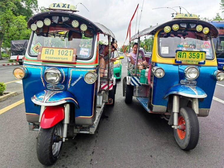 bangkok-guided-tour-in-a-typical-thai-tuk-tuk