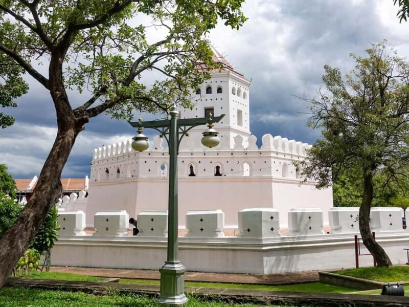 Bangkok: Half-Day Local Lives & Food Tour by Bike with Lunch - In-Depth Tour Experience: From Landmark to Hidden Gem