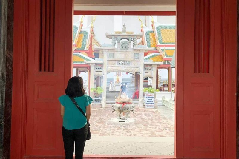 Bangkok: Historical Temples Tour & Hidden Bar at Sunset - Sunset Drinks with a View