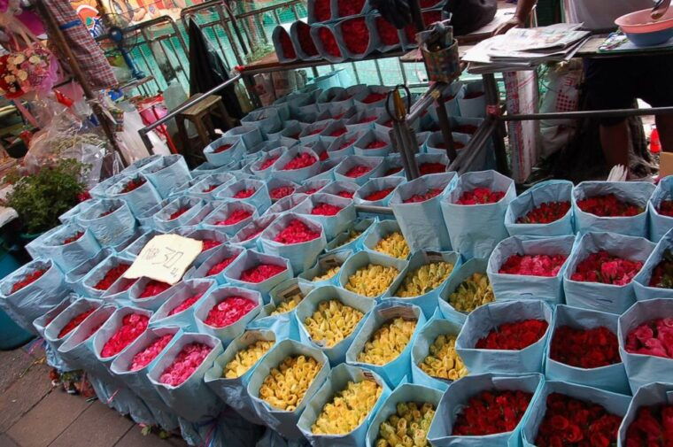 bangkok-historical-temples-tour-hidden-bar-at-sunset