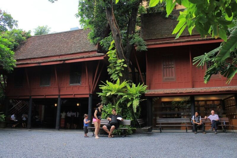 bangkok-jim-thompson-house-and-baan-krua-community-tour