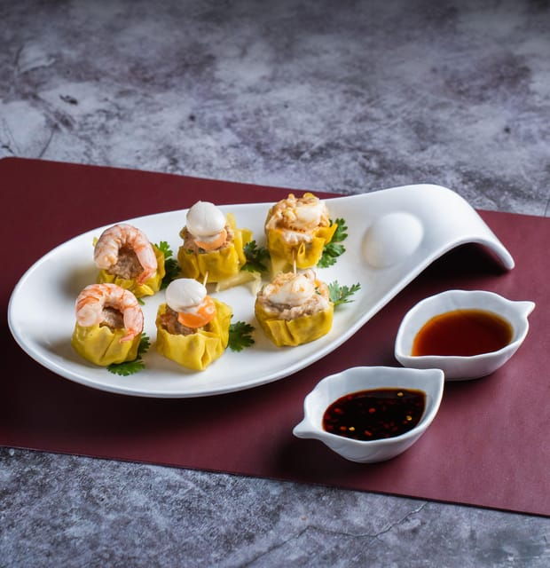 bangkok-jumbo-lobster-riverside-set-packages