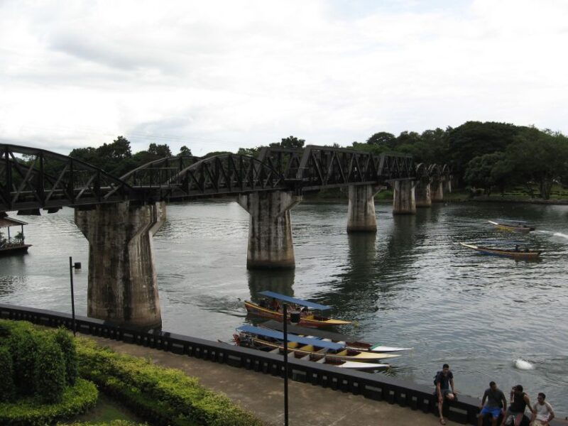 bangkok-kanchanaburi-and-erawan-waterfall-private-tour