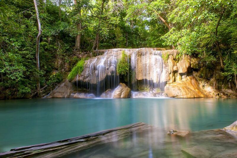 bangkok-kanchanaburi-erawan-waterfalls-spanish-tour