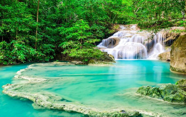 bangkok-kanchanaburi-erawan-waterfalls-spanish-tour