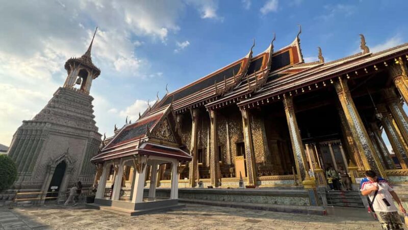 Bangkok: Kid On Tour Grand Palace and Emerald Buddha - Key Points