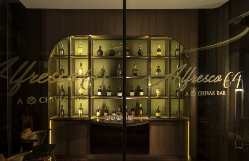 bangkok-lebua-rooftop-bar-reservation-round-trip-transfer