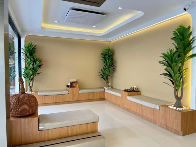 Bangkok: Lek Massage Spa Experiences at Siam Square - Key Points