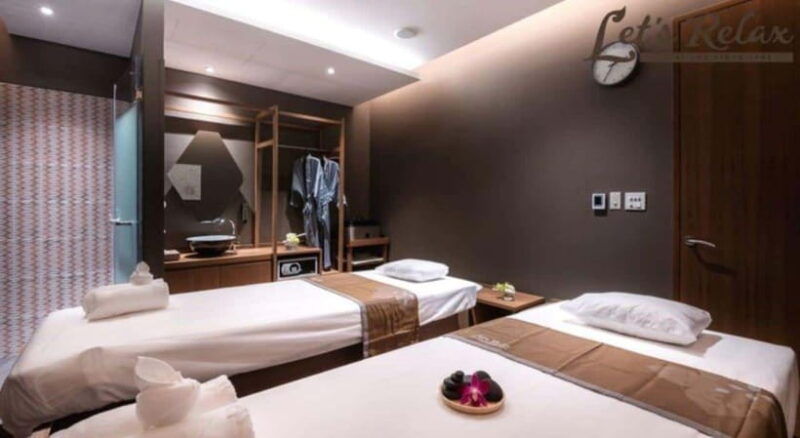 bangkok-lets-relax-bangkok-central-embassy-e-voucher