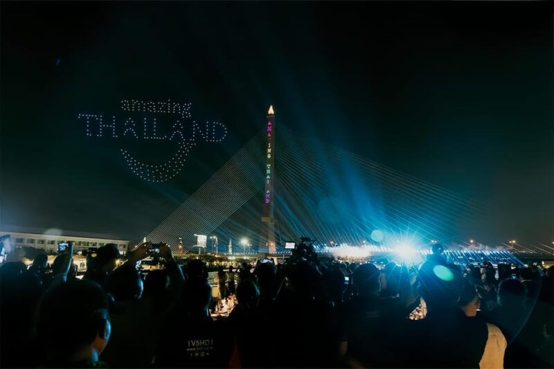 bangkok-luxury-dinner-cruise-with-private-guide-transfer