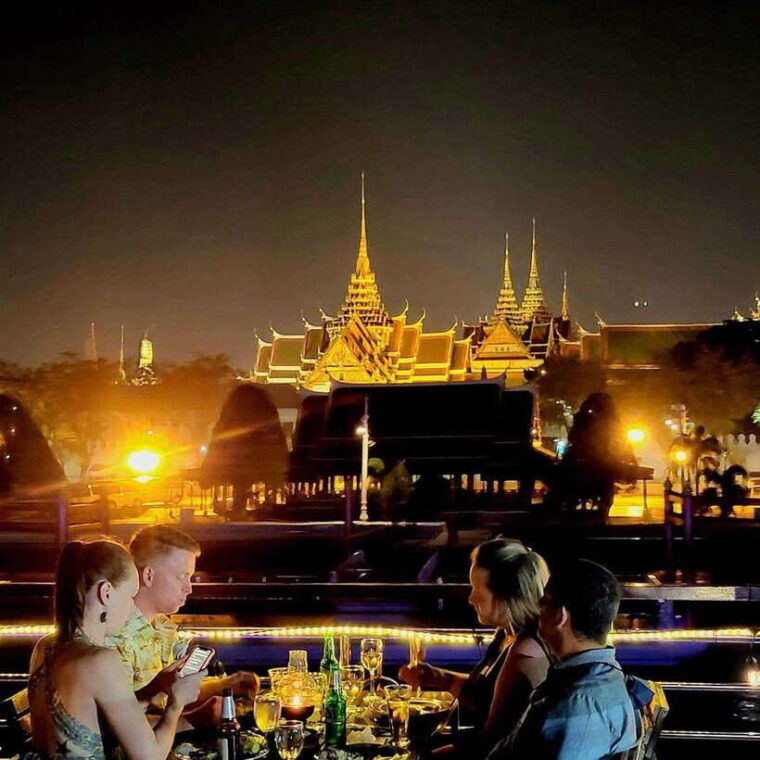 bangkok-luxury-white-dinner-cruise-free-flow-beer-and-wine