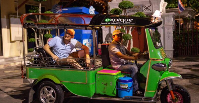 bangkok-markets-temples-and-food-night-tour-by-tuk-tuk