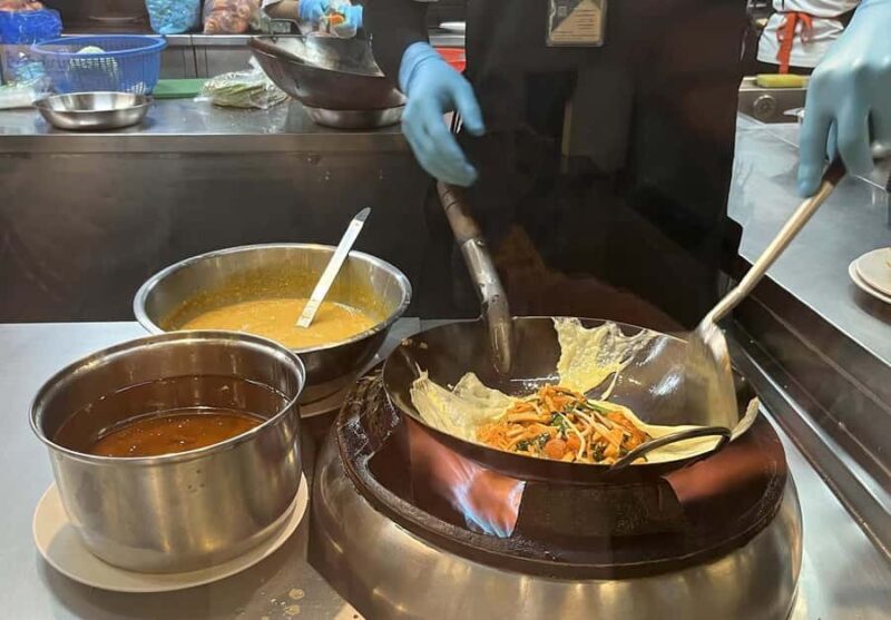 Bangkok Michelin Food Tour (3 Food stops, 8 tastings) - Authenticity & Reviews