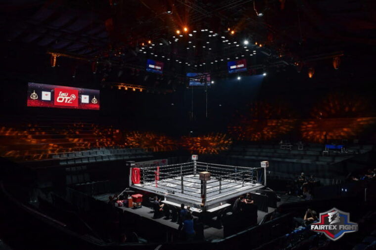 bangkok-muay-thai-match-at-lumpinee-boxing-stadium