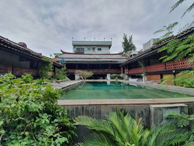 bangkok-must-things-to-see-in-china-town-small-group