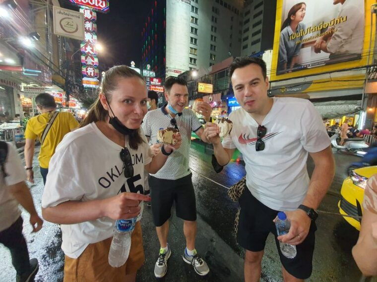 bangkok-must-things-to-see-in-china-town-small-group