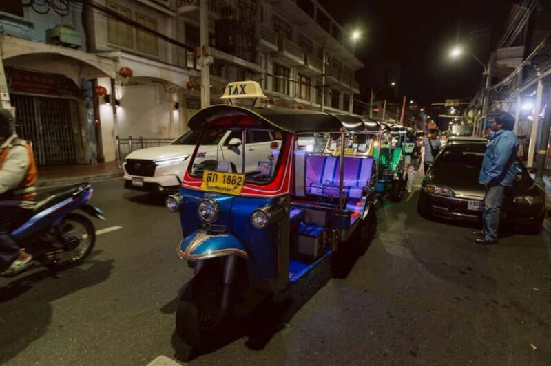 Bangkok: Night Food Tour with Tuk-Tuk and Riverboat - The Food: A Double-Edged Sword