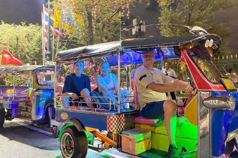 Bangkok Night Tour: Food, Temple & Tuk-Tuk - Why Choose This Bangkok Night Tour?