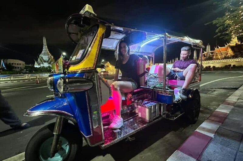 Bangkok Night Tour: Food, Temple & Tuk-Tuk - Transportation, Group Size, and Overall Value