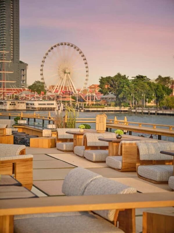 Bangkok: Okura Cruise - Luxury Japanese Dinner Cruise - The Experience: A Deep Dive