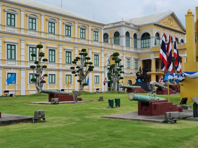 Bangkok: Old City Electric Tuk-Tuk Tour with Guide - Key Points