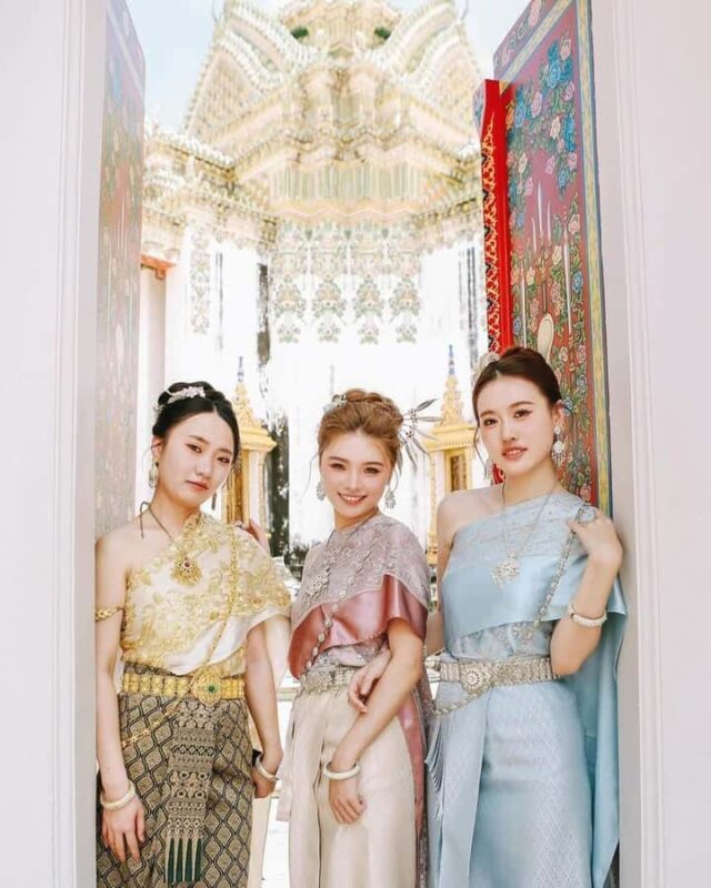 Bangkok: One Day Thai Costume Rental For Three Girls - An In-Depth Look at the Experience