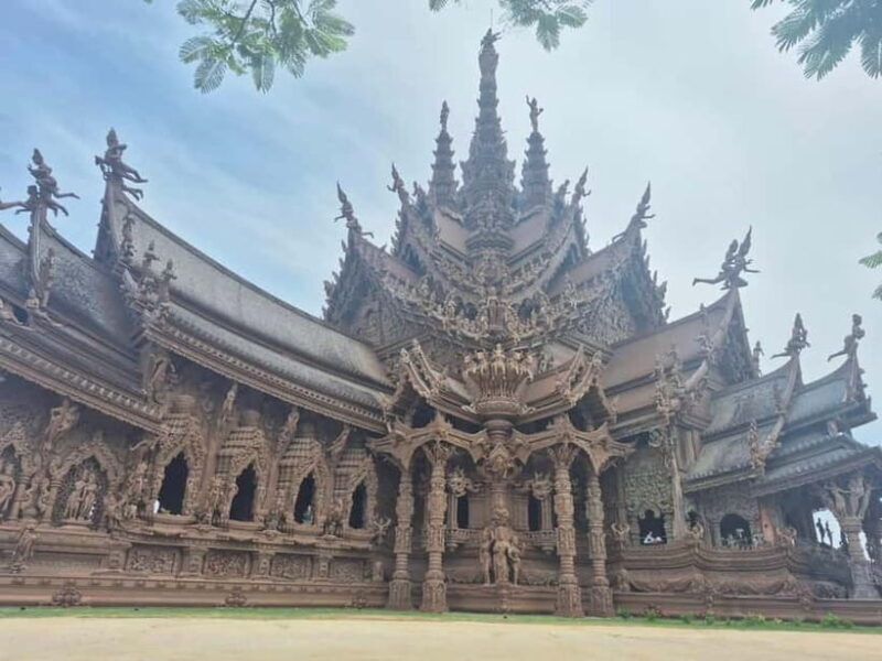 Bangkok: Pattaya Truth Sanctuary Guided Tour & Coral Island - FAQ