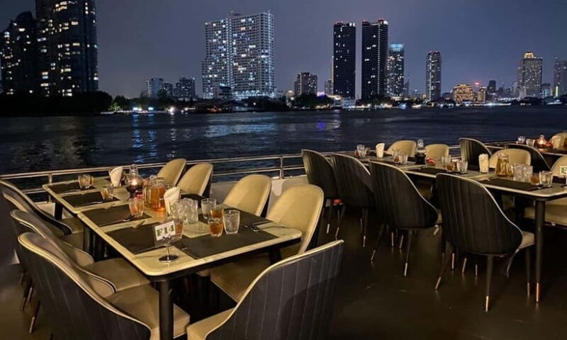 Bangkok: Prince Alangka Cruise with Buffet and Live Music - Onboard Entertainment and Atmosphere