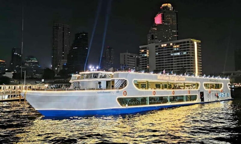 Bangkok: Prince Alangka Cruise with Buffet and Live Music - The Experience in Detail