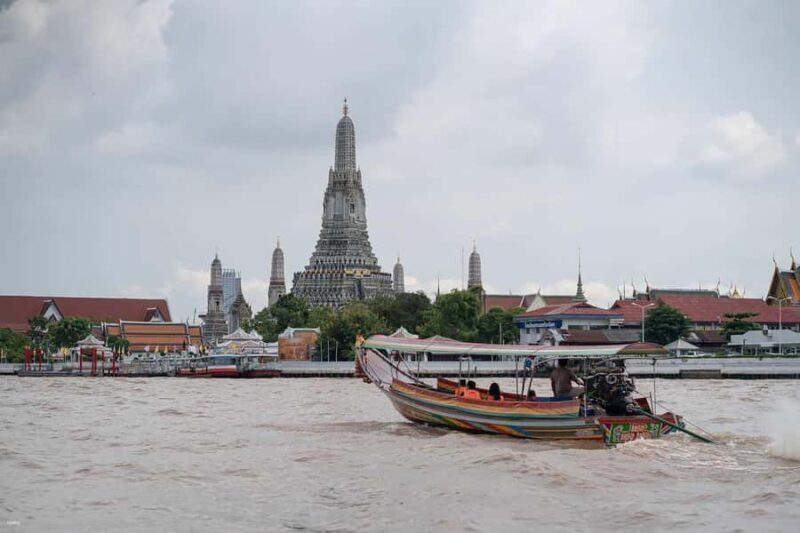 Bangkok Private Long-Tail Boat Charter Capacity: 110 People - Key Points