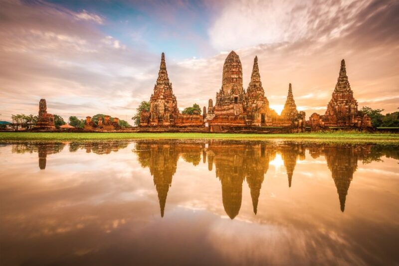 bangkok-private-trip-to-ayutthaya-temples-night-market