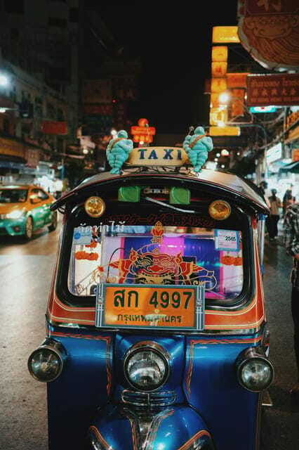 bangkok-private-tuk-tuk-night-tour-river-boat-eats