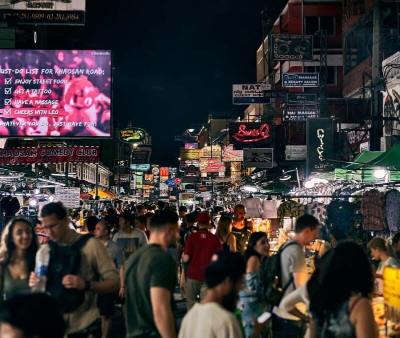 Bangkok: Private Tuk-Tuk Night Tour with Live Tour Guide - Key Points