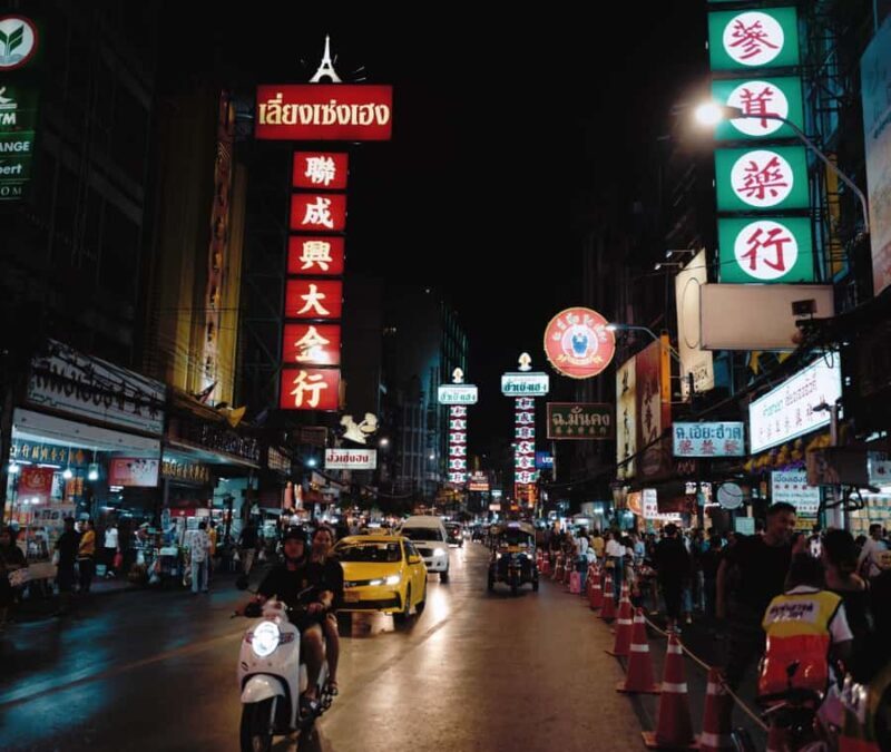 Bangkok: Private Tuk-Tuk Night Tour with Live Tour Guide - Who Will Love This Tour?